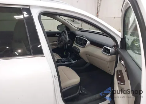 2016 Kia Sorento 2.4L Lx z USA, uszkodzony, nr VIN 5XYPGDA31GG050792